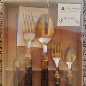 Laguiole flatware set